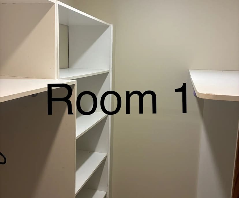Furnished room in a share house