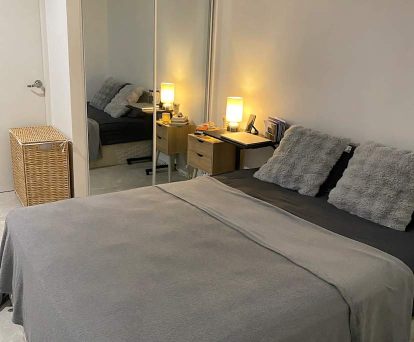 Furnished room studio flat for rent