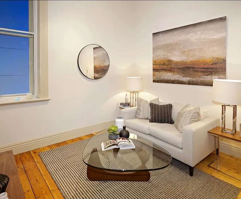 Furnished room in a share house