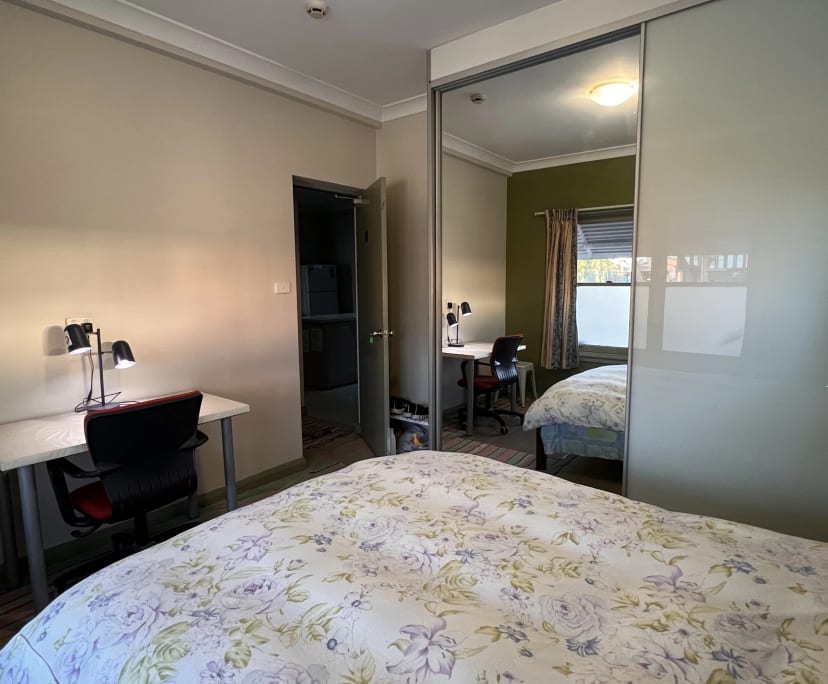 Room for Rent in Ashfield, Sydney 295, Furnished,...