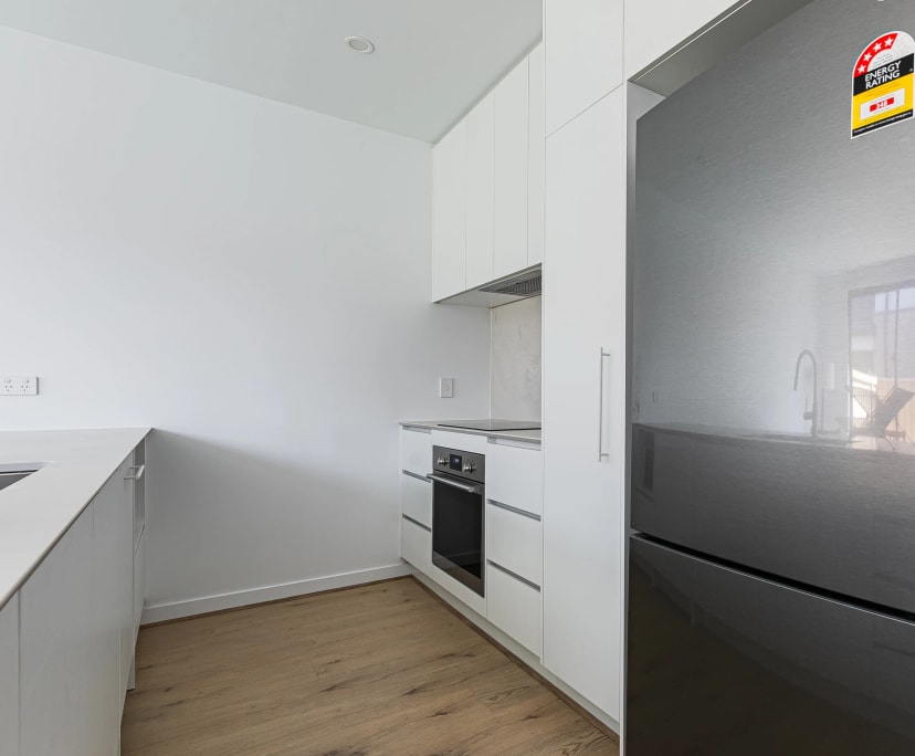 $230, Share-house, 3 bathrooms, Fraser Rise VIC 3336