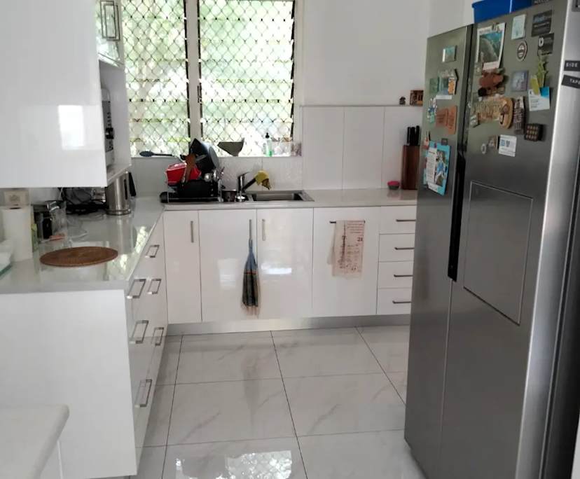 Room in a share house