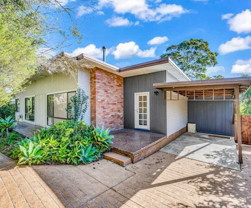 Whole property with 3 rooms for rent