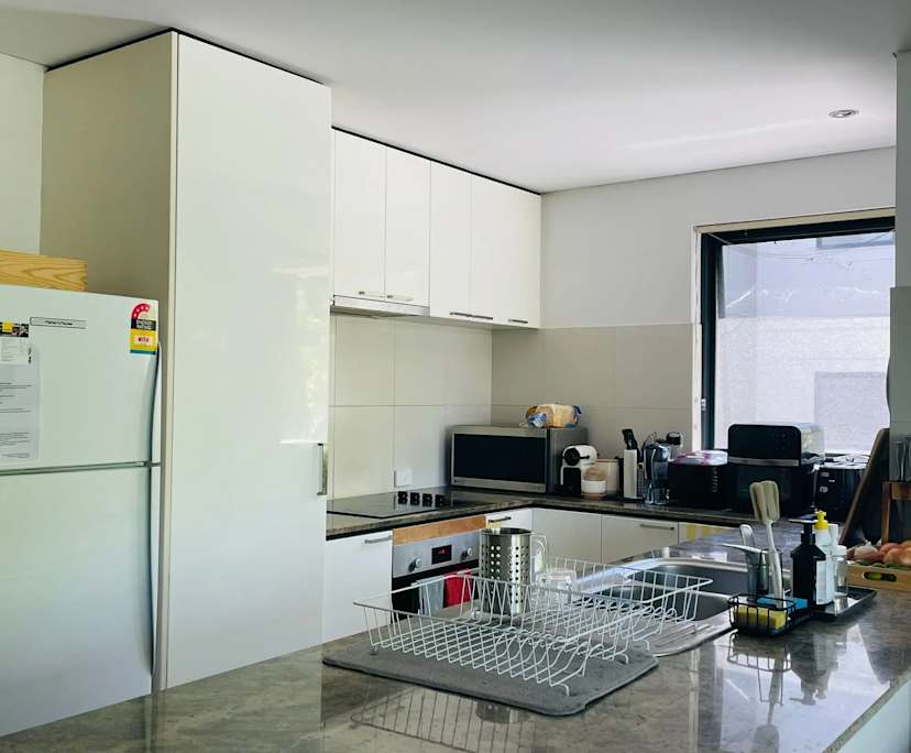 $450, Flatshare, 2 bathrooms, Perth WA 6000