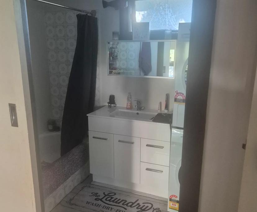 $270, Flatshare, 2 bathrooms, Croydon VIC 3136