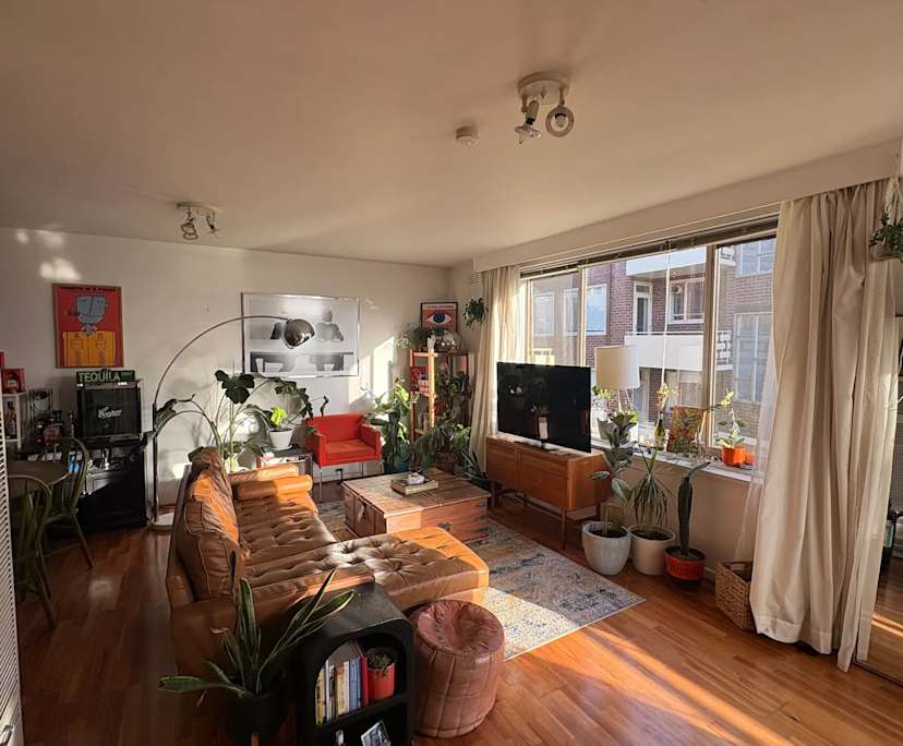 $450, Flatshare, 2 bathrooms, St Kilda VIC 3182