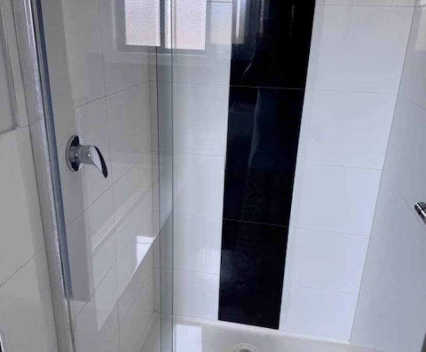 $325-350, Student-accommodation, 2 rooms, Oakleigh East VIC 3166, Oakleigh East VIC 3166