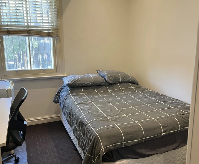 Furnished room in a share house