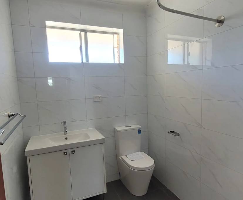 $700, Whole-property, 3 bathrooms, Kewdale WA 6105