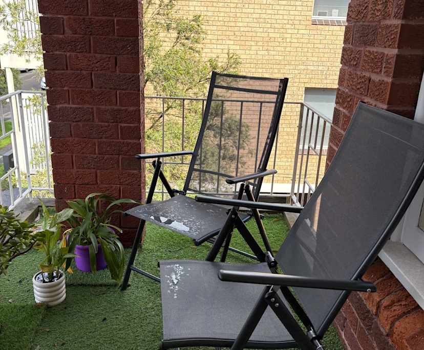 Unfurnished room in a flatshare