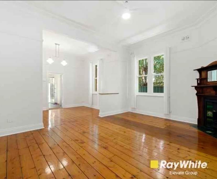 Unfurnished room in a share house