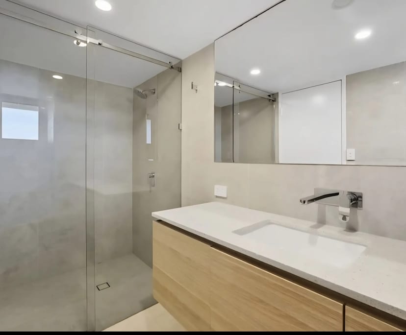 $725, Flatshare, 2 rooms, Burleigh Heads QLD 4220, Burleigh Heads QLD 4220