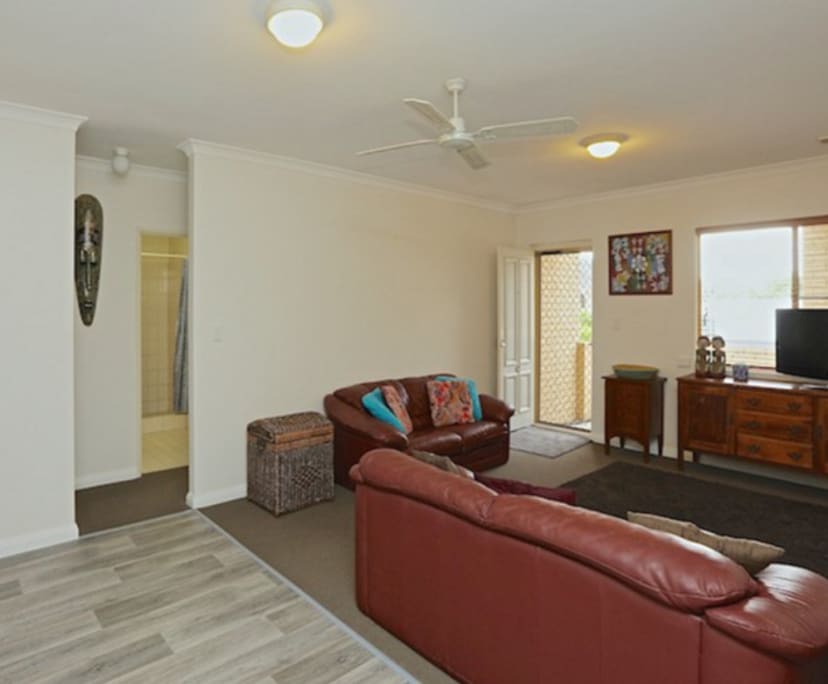 Room for Rent in Churchlands, Perth 300, Furnishe...