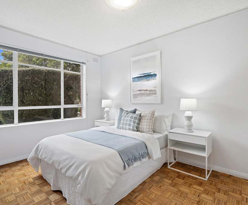 Furnished room in a flatshare