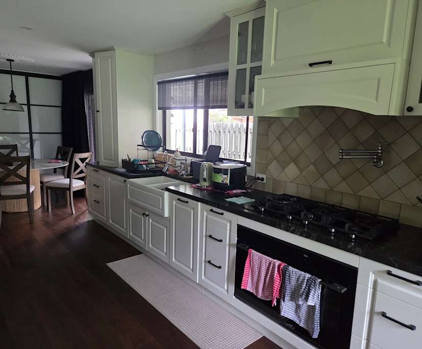 $400, Share-house, 3 bathrooms, Helensvale QLD 4212