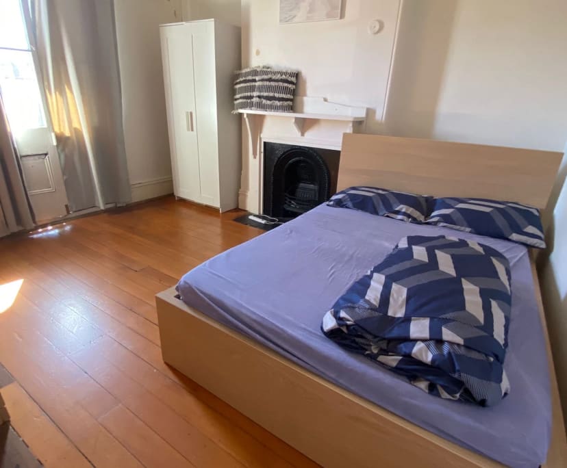 $340, Student-accommodation, 4 bathrooms, Newtown NSW 2042