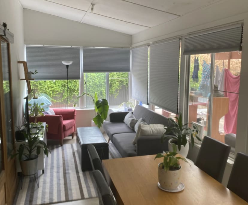 Room in a share house