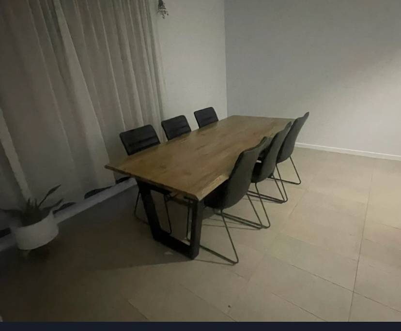 Unfurnished room in a share house