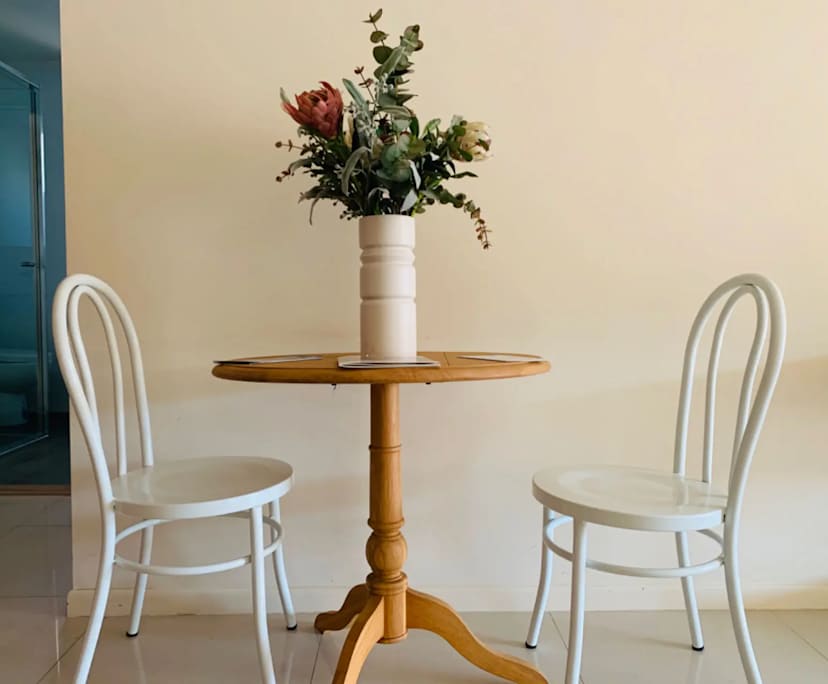 $680, Whole-property, 2 bathrooms, South Brisbane QLD 4101