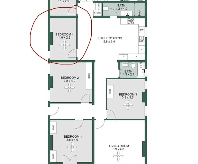 Unfurnished room in a share house