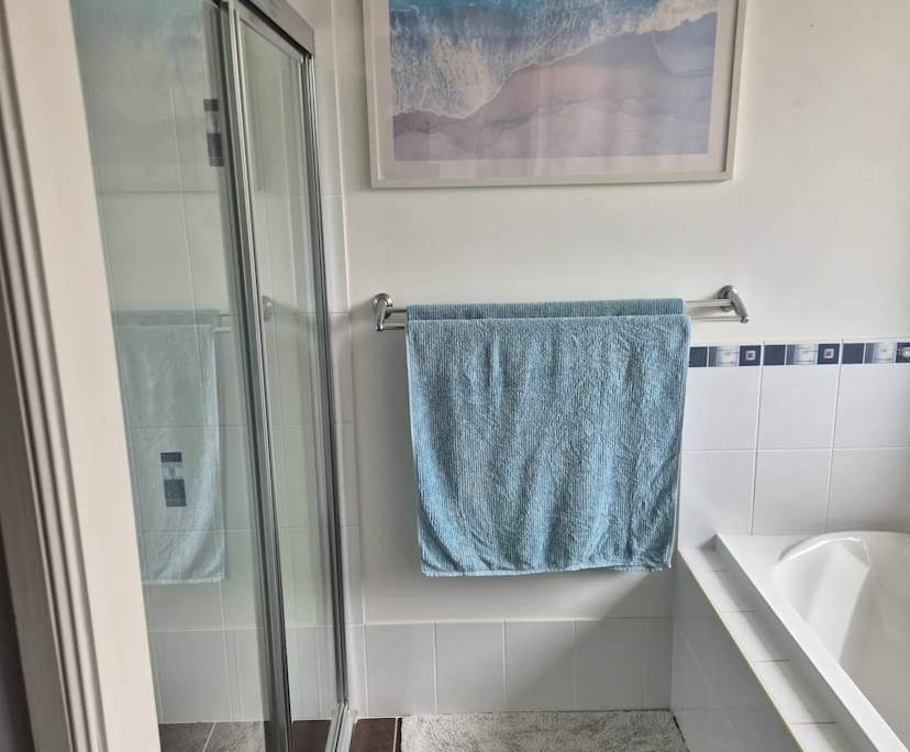 Furnished room with own bathroom