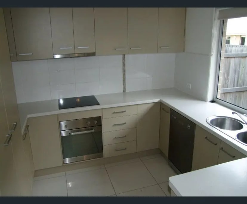 $300, Flatshare, 3 bathrooms, Bundaberg Central QLD 4670