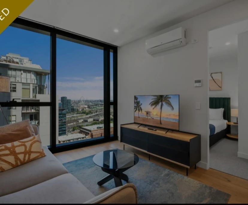 Furnished room with own bathroom