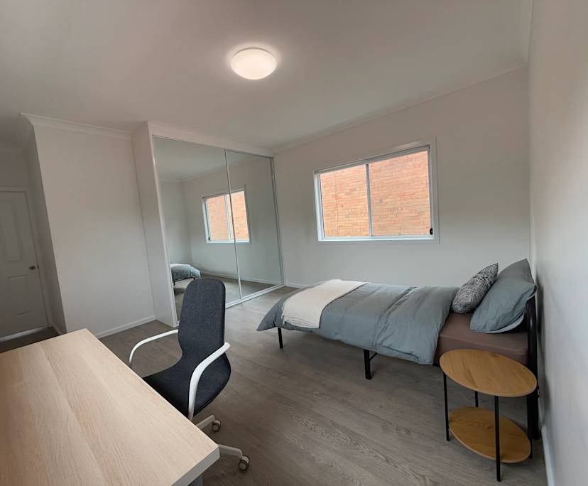 Furnished room in a share house