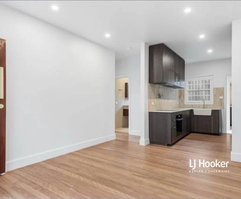 Whole property with 2 rooms for rent