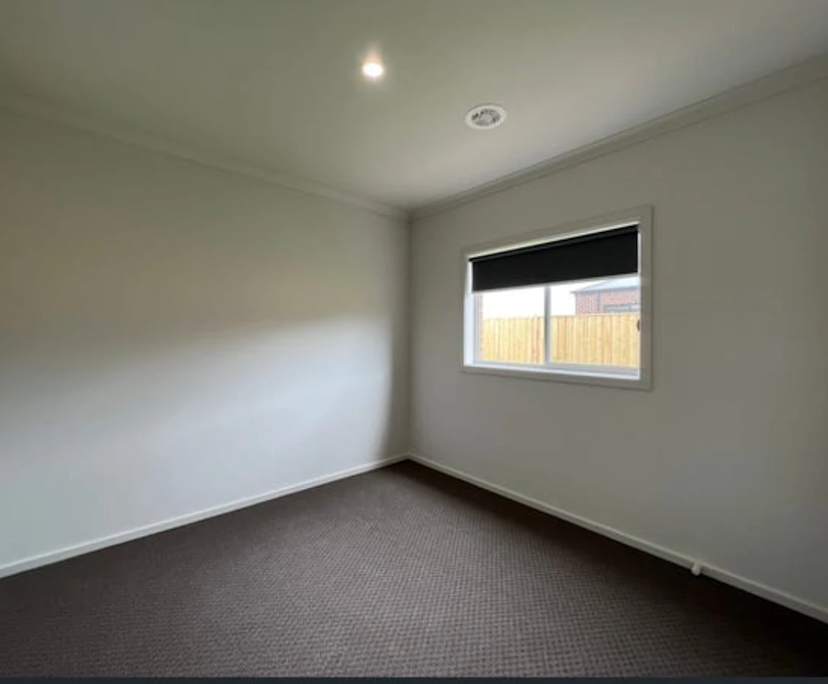 $155, Share-house, 4 bathrooms, Armstrong Creek VIC 3217
