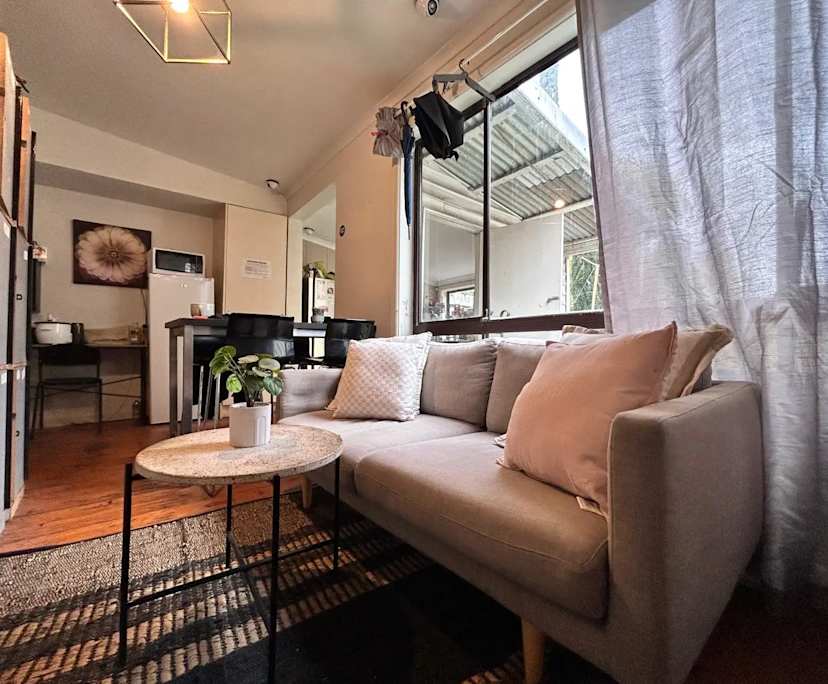 $165, Share-house, 3 bathrooms, Kensington VIC 3031