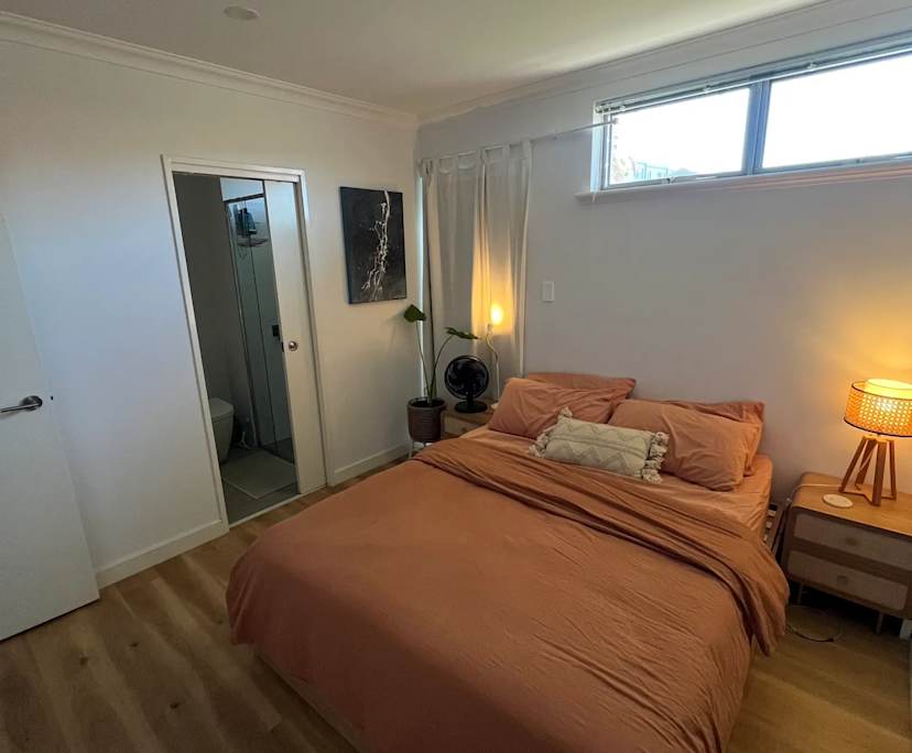 $700, 1-bed, 1 bathroom, Innaloo WA 6018