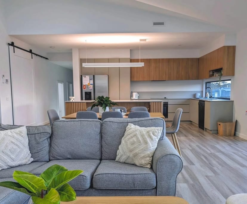 Unfurnished room in a share house