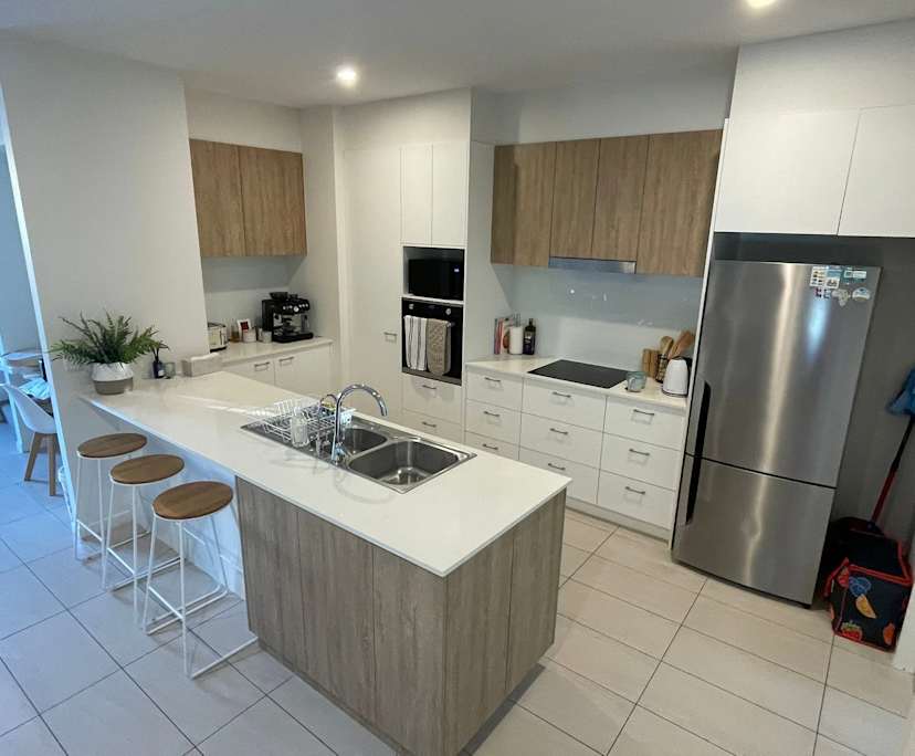 Unfurnished room in a share house