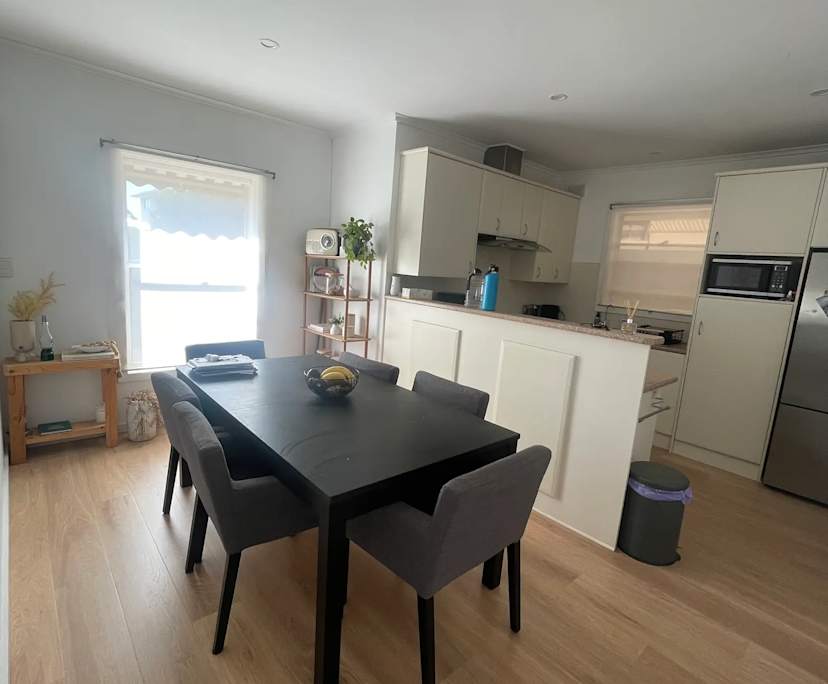 Whole property with 3 rooms for rent