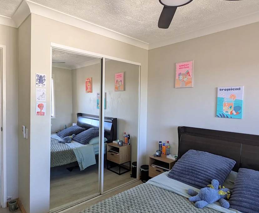 Furnished room with own bathroom
