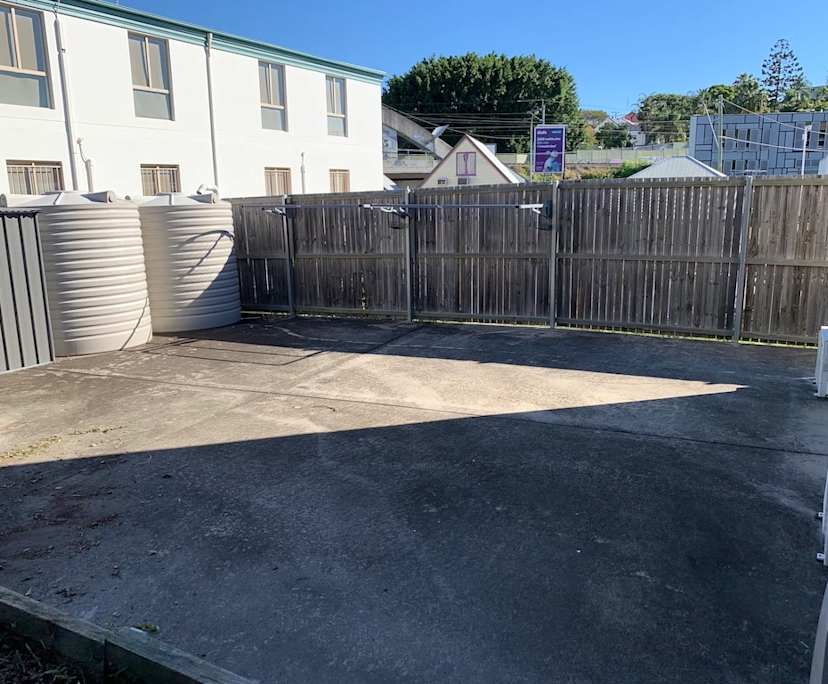 $520, Studio, 1 bathroom, Woolloongabba QLD 4102