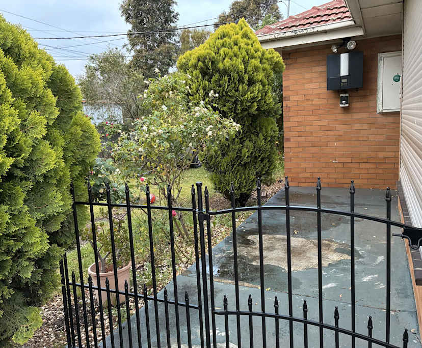 $800, Whole-property, 3 bathrooms, Deer Park VIC 3023