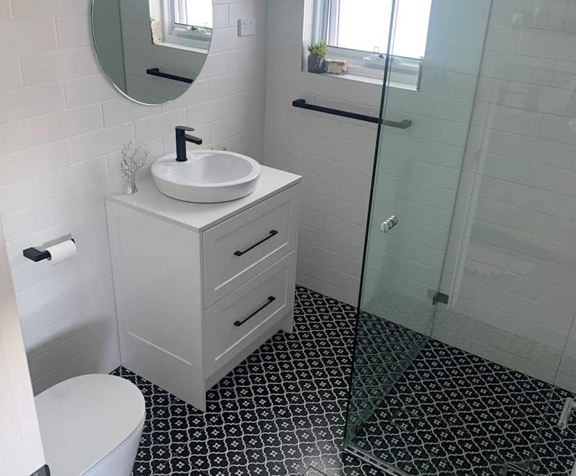 Unfurnished room granny flat for rent