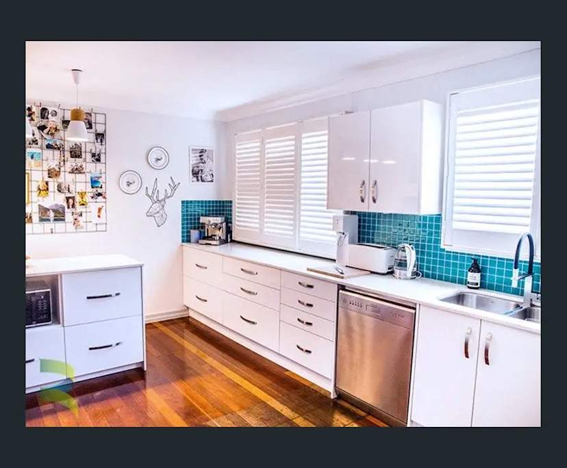 Room in a share house