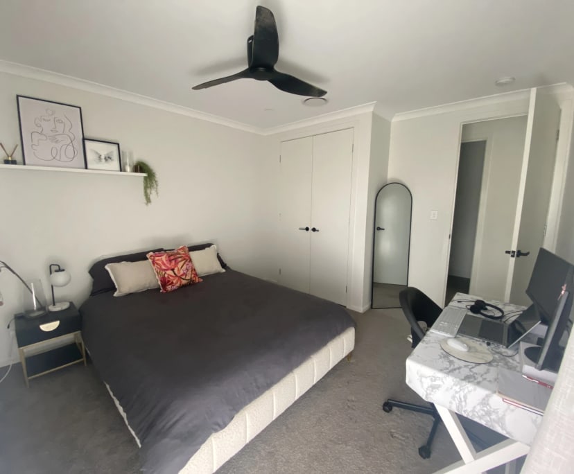 Furnished room with own bathroom