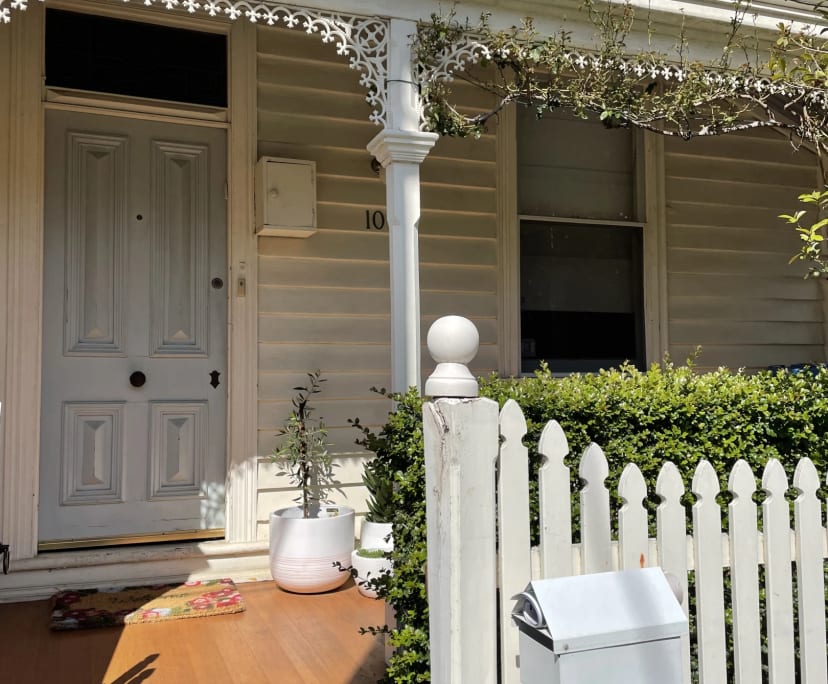 Room for Rent in Toorak, Melbourne 300, Unfurnish...