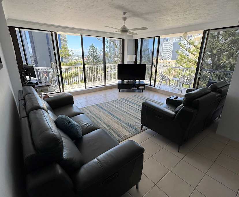 $600, Flatshare, 2 bathrooms, Surfers Paradise QLD 4217