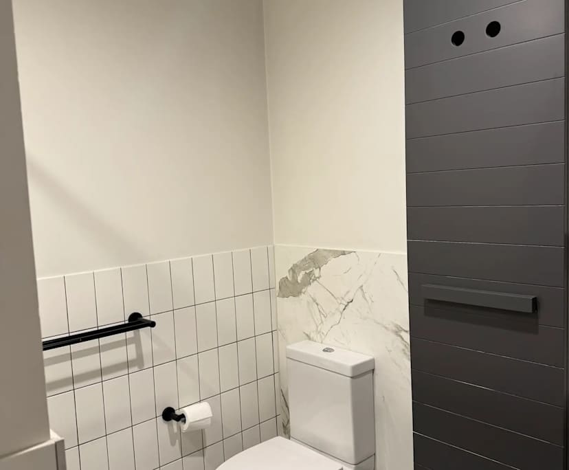 Unfurnished room with own bathroom