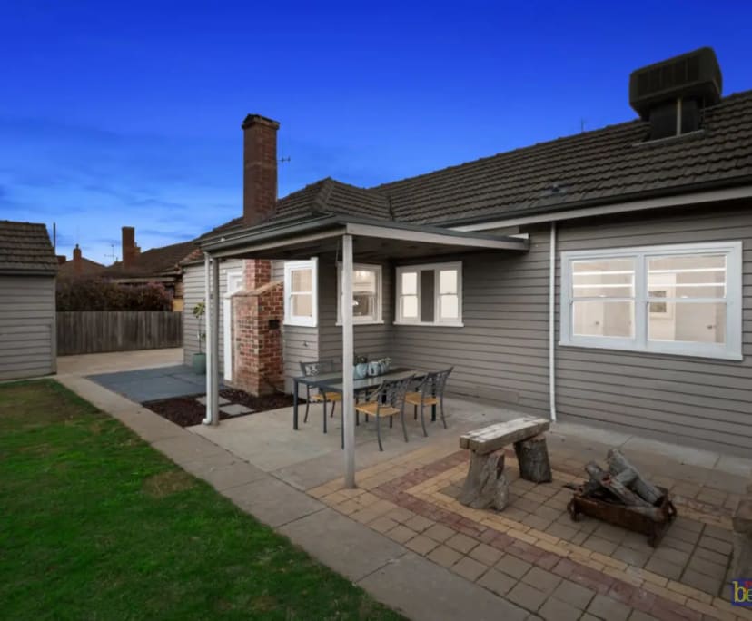 $220, Share-house, 3 bathrooms, Flora Hill VIC 3550