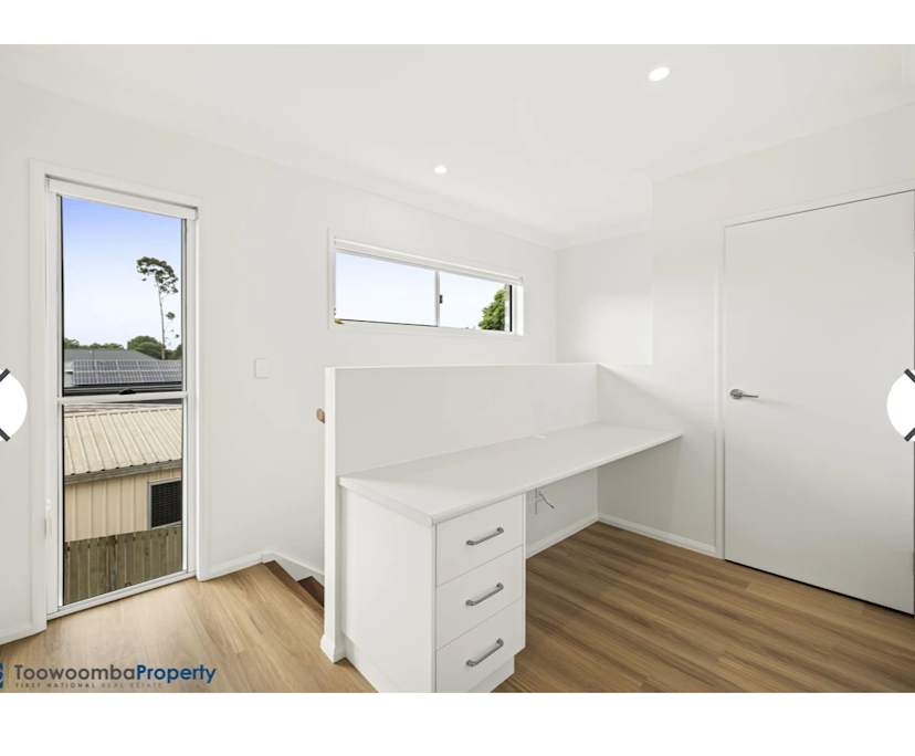 $240, Share-house, 3 bathrooms, Wilsonton QLD 4350