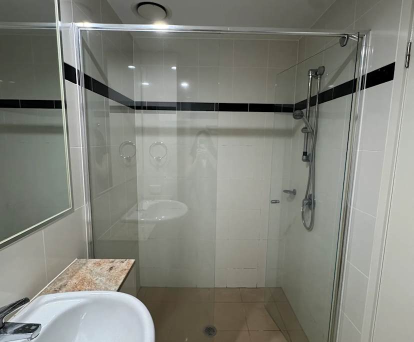 $550, Flatshare, 3 bathrooms, Brisbane City QLD 4000