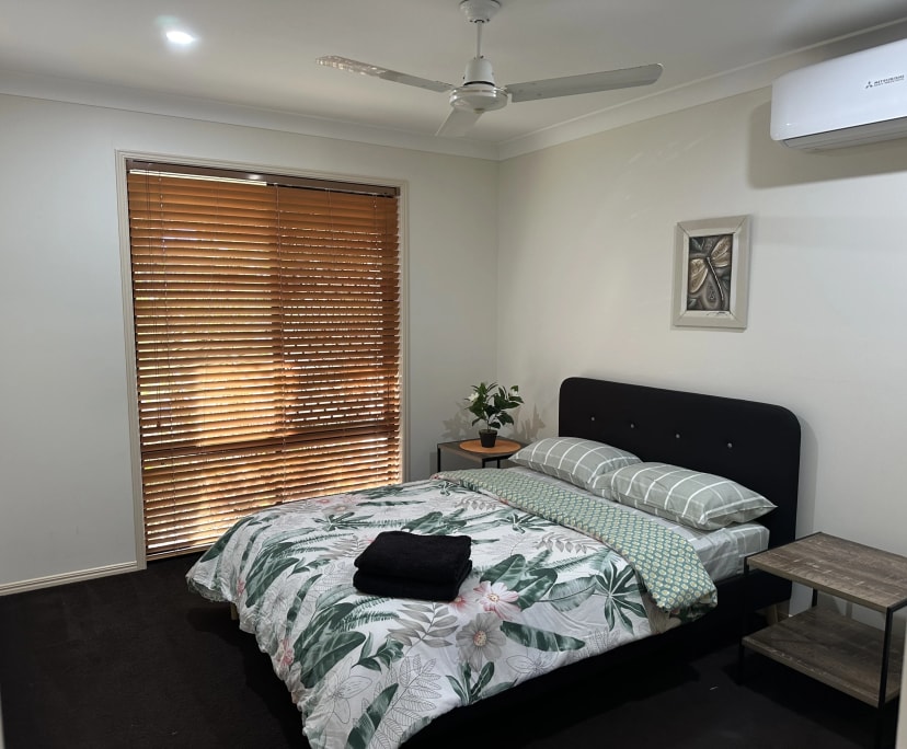 Room in a share house