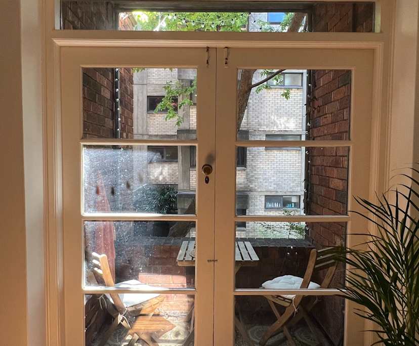 Unfurnished room in a flatshare