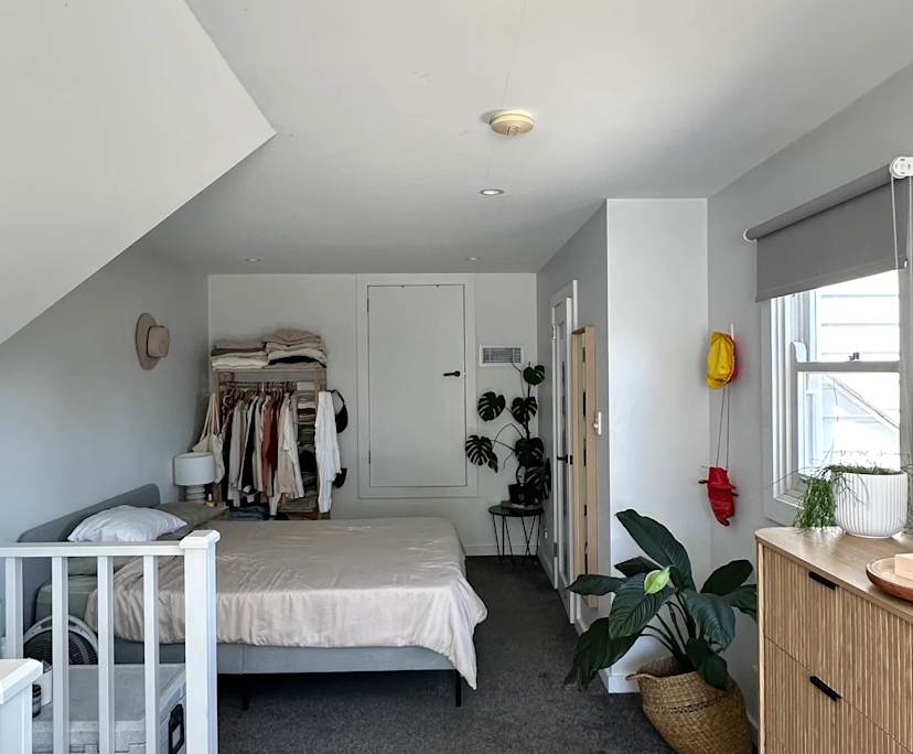 Room with ensuite in a flatshare